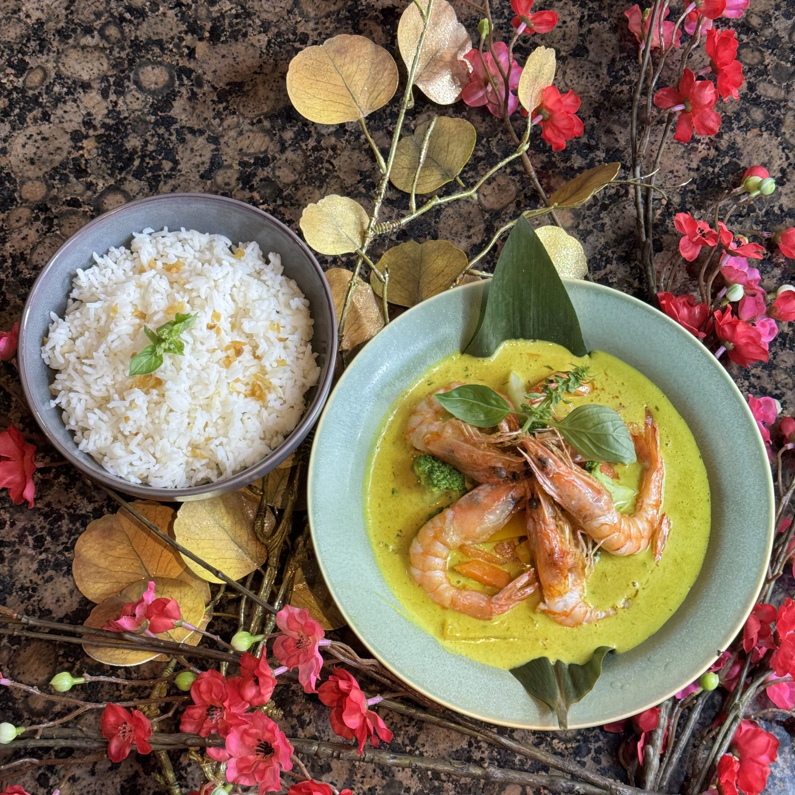 Gambas au curry jaune et légumes croquants